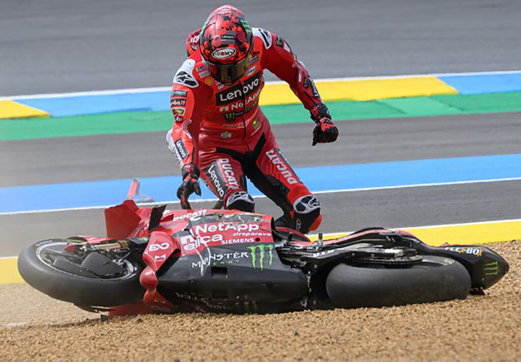 bagnaia-crash-lemans-2026